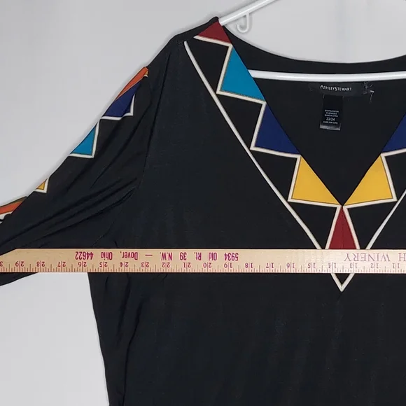 Ashley Stewart Flare Sleeve Top Women 22/24 Multicolor Geometric Stretch Tribal - Picture 3 of 5